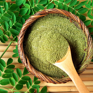 Poudre de feuilles de Moringa naturelle de haute qualité, produit nutritionnel à base de plantes, qualité alimentaire 99%, emballage en fût, export en vrac, poudre de plantes - Product Image 1
