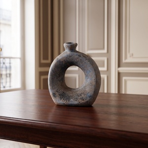 Vase en céramique artisanal bleu rustique vieilli Home Basket Bali, en forme de donut, pour décoration de table de salon - Product Image 3