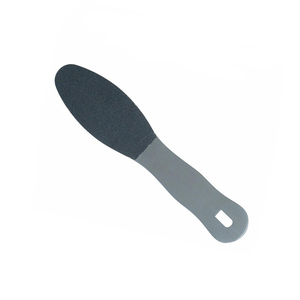 Râpes à pieds en plastique avec poignée, papier abrasif amovible, pour éliminer les peaux mortes, grattoirs pour talons, pour professionnels, avec emballage personnalisé - Product Image 2