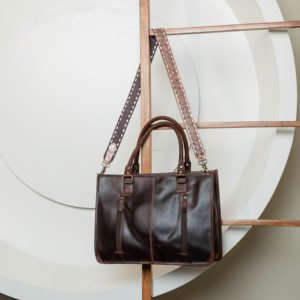 กระเป๋าสะพายไหล่ใบใหญ่สำหรับผู้หญิงสไตล์ตะวันตกแบบถือหนังหุ้มหนังแท้ใหม่ล่าสุด - Product Image 5