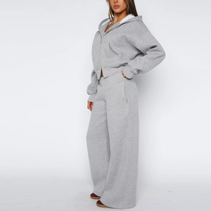 Ensemble de survêtement pour femme, personnalisé, style mode, avec sweat à capuche surdimensionné doublé sherpa et pantalon de survêtement à jambes larges - Product Image 6