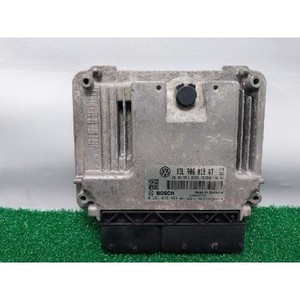 ECUs y Módulos de Computación Usados para Golf 03L906018AT - Product Image 1