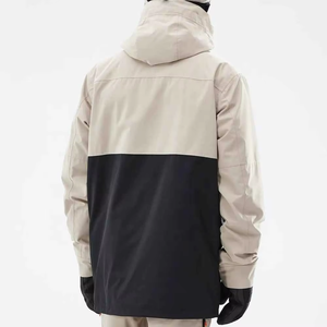 Combinaison de ski pour femmes grande taille avec fermeture éclair, dotée de propriétés respirantes technologiques pour le ski et le snowboard - Product Image 4