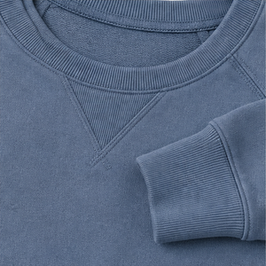 Sweat-shirt personnalisé bleu poussière pour homme, coupe décontractée, athlétique, col rond compact avec insert en V tonal, MCRW-0014 - Product Image 6