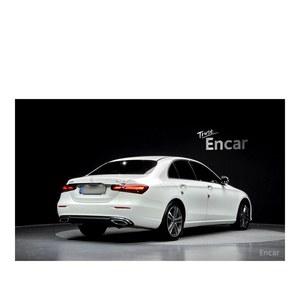 Mercedes-Benz Clase E E350 4MATIC Avantgarde 2022, 36,759 km, Caja de Cambios Automática, Asientos de Cuero, Volante a la Izquierda, Cámara Trasera - Product Image 2