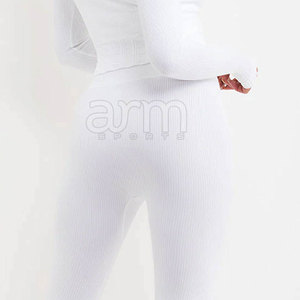 Conjunto de Yoga de 3 Piezas para Mujer de Alta Calidad, Superventas, Diseño Único - Product Image 6