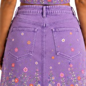Conjunto de Top Corto y Falda Bordados con Lavanda para Mujer, Estilo Floral de Verano, Dos Piezas, Logotipo Personalizado, OEM, Ropa al por Mayor - Product Image 6
