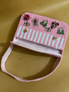 Wholesale Handmade Pink Beaded Tote <b>Bag</b> for Women Luxury Embroidered Insect Design Fashion Handbag OEM Custom Designer Shopping - Product Image 2