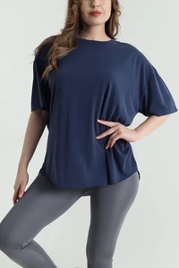 เสื้อไหมพรมคอเต่าแขนสั้นสีพื้นสำหรับผู้หญิงไซส์ใหญ่ EVER GLOW รุ่นลำลองสำหรับฤดูร้อน ผลิตจากผ้าฝ้าย 100% ป้องกันรอยยับ ป้องกันรังสียูวี แห้งเร็ว - Product Image 5