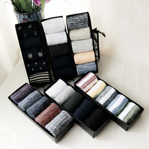 Chaussettes de sport imprimées personnalisées en coton, chaussettes athlétiques avec logo OEM, fournisseur en gros, marque privée, chaussettes de sport de haute qualité - Product Image 4