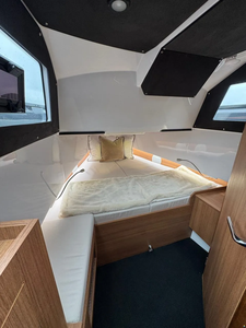 V-i-r-t-u-e V-10 C-a-b-i-n - Product Image 6