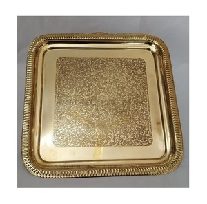 Elegante Bandeja de Servir de Latón con Diseño Floral, Acabado Metálico Pulido, para Uso Residencial, Bandeja para Té y Café - Product Image 3