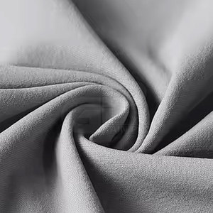 Ensemble de shorts d'entraînement respirants pour hommes, parfaits pour la salle de sport, la course à pied, l'entraînement ou les tenues décontractées d'été, légers, flexibles et confortables - Product Image 4