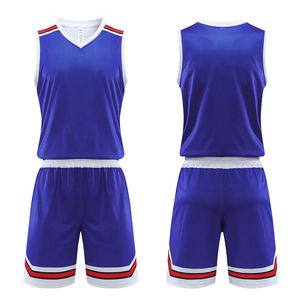 Ensemble d'uniformes de basketball personnalisés très demandés, imprimés, respirants, écologiques, avec maillot, short et débardeur pour une performance optimale - Product Image 1