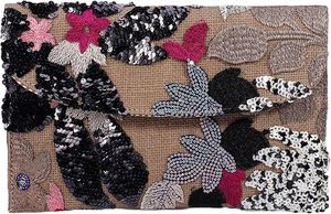 Bolso de Mano Bordado Tradicional Asequible para Damas con Diseño Floral Artístico y Apariencia Moderna - Product Image 6