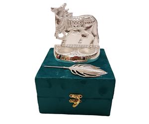 Regalo de contenedor Kumkum de vaca de aluminio de fundición tradicional en caja de terciopelo - Product Image 1