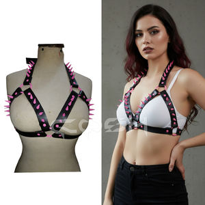 Arnés de cuero negro con púas moradas - Product Image 5