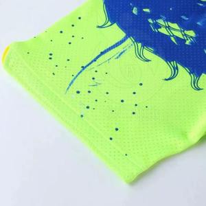 Uniforme de tennis personnalisé avec logo, respirant, séchage rapide, coupe classique, sans manches, col en V, taille élastique, 100% polyester, imprimé numériquement, OEM - Product Image 3