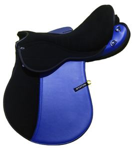 Statut de vente d'usine selle de cheval synthétique noir avec raccord en acier antirouille carte de crédit acceptée taille 15 16 17 18 - Product Image 1