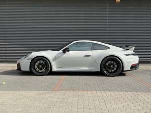 รถใหม่เอี่ยมปี 2025 911 Urmodell Carrera 4 GTS T-Hybrid R20 พวงมาลัยซ้าย หุ้มหนังสีเข้ม เทอร์โบ พาโนรามา 4.1-6 ลิตร เบนซิน เกียร์อัตโนมัติ 4.1-6 แรงม้า รุ่นสปอร์ต - Product Image 2