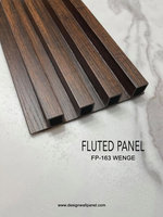 Panneau mural WPC à rainures décoratives ignifuge pour décoration murale intérieure, panneau composite en PVC avec finition grain de bois