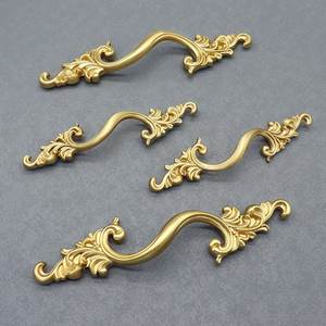 Poignées de meuble en laiton doré, poignées décoratives pour portes de meubles, poignées de tiroir de luxe pour armoire, ensemble de quincaillerie de cuisine moderne - Product Image 1