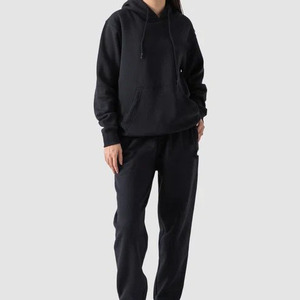 <b>Women's</b> <b>Black</b> Hooded Sweatshirt Solid Color <b>Fleece</b> Full Sleeve Breathable Pocket Design Autumn Wear - Product Image 3