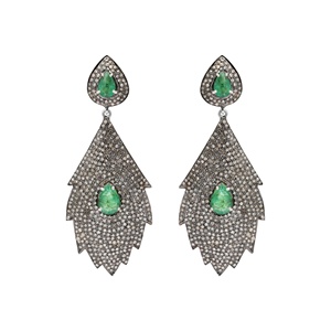 Pendientes de Plata de Ley 925 Oxidada al por Mayor con Esmeralda Natural en Forma de Pera y Diamantes Pavé, Joyas Memoria - Product Image 1