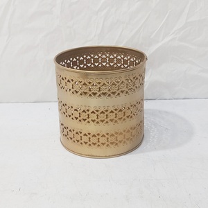 Maceta metálica redonda con diseño perforado, maceta decorativa para plantas de interior y exterior, patrón cortado con láser, resistente a la oxidación. - Product Image 2