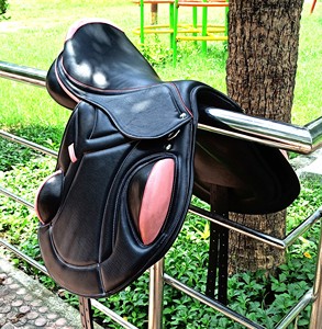 Nueva Silla de Montar Inglesa Profesional de Alta Calidad para Salto, de Cuero Genuino, de Contacto Cercano, Duradera - Product Image 2