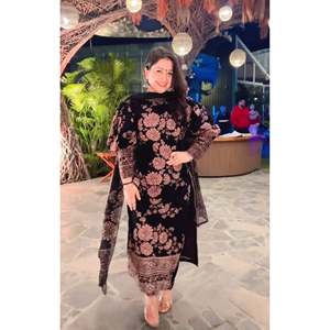 Conjunto de Top, Pantalón y Dupatta de Fiesta para Mujer, con Bordado Intenso, Elegante y con Estilo - Product Image 1