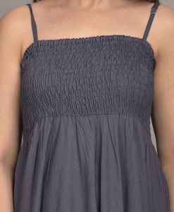 ชุดเดรสลำลองสำหรับงานปาร์ตี้ ผ้าฝ้ายสีพื้น เอวธรรมชาติ ทรงตรง ไร้แขน ความยาวเหนือเข่า แห้งเร็ว เป็นมิตรกับสิ่งแวดล้อม สำหรับผู้หญิงทันสมัย - Product Image 5