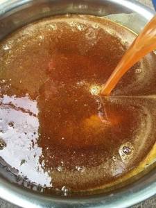 Wholesale Pure Honeycomb & Honey Bottles | Bulk Natural Honey Supply | Export Quality from Vietnam - Ms.Tarina - Product Image 4