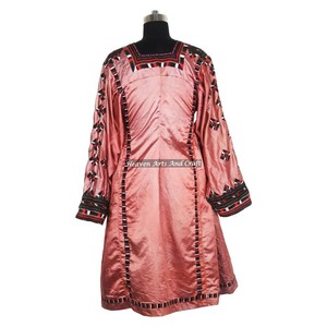 Vestido Tribal Afgano Balochi Auténtico BDR035, Vestido Bohemio Único al por Mayor, Vestido Vintage Hecho a Mano, Estilo Banjara Balochi - Product Image 2