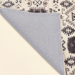 Alfombra de Lana Hecha a Mano con Diseño Tribal Geométrico en Color Carbón, Ecológica, Antideslizante, de Pelo Grueso, con Patrón de Símbolos en Negro/Gris para Sala de Estar - Product Image 5
