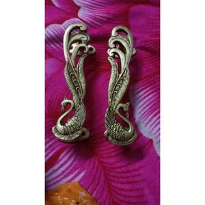 Artesanía elegante que transforma puertas ordinarias en entradas sofisticadas. - Product Image 6