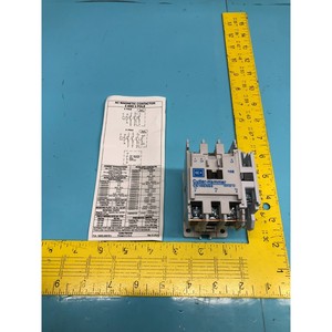 Contactor de 3 Polos EATON CUTLER-HAMMER CE15ENS3TB - Equipos y Piezas de Semiconductores de Confianza de Marca Global - Product Image 1