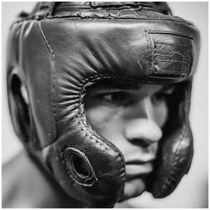 Casque de protection en cuir rembourré pour boxe, karaté, judo, réduction des chocs, protection contre les collisions, équipement d'entraînement - Product Image 1