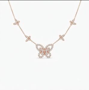 Collar de Diamantes de Laboratorio en Oro Blanco de 14K, 2.15ctw, Diseño de Mariposas, Silueta de Mariposas Múltiples, Doble Diamante - Product Image 3