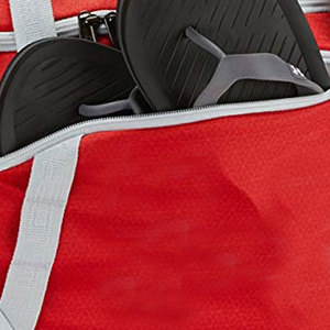 Sac de voyage durable conçu pour les activités sportives et les séjours d'une nuit, avec une transportabilité confortable et une grande capacité - Product Image 2