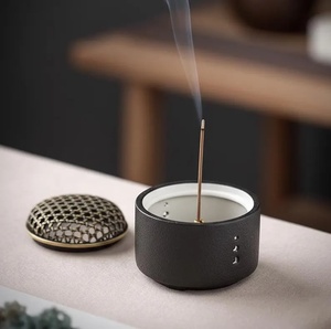 Brûleur d'encens en acier inoxydable, design moderne en forme de dôme, diffuseur d'aromathérapie, encensoir en métal argenté, attrape-cendres pour usage intérieur - Product Image 6