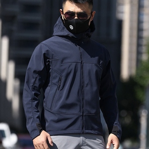 Veste Softshell Homme Nouvelle Collection Automne, Coupe-Vent en Polyester Épais Doublée Polaire, Style Streetwear à Capuche et Fermeture Éclair pour l'Extérieur (Vente en Gros) - Product Image 4