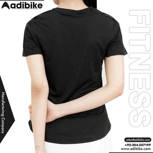 Chemises de fitness pour femmes en toile, coupe ajustée, séchage rapide, anti-plis, respirantes, vente en gros, OEM personnalisé, dernier design 2026 - Product Image 2