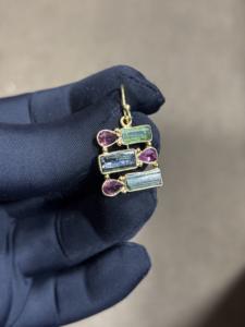 Pendientes Colgantes Clásicos de Plata de Ley Hechos a Mano para Mujer con Turmalina Melón en Bruto, Joyería para Fiestas y Eventos - Product Image 3