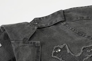 เสื้อแจ็คเก็ตสตรีทแวร์ฮิปฮอปคุณภาพสูงทรงโอเวอร์ไซส์ คลาสสิก กันหด กันลม ผ้าฟลีซ แต่งแพทช์ ดีไซน์ดิสเทรส - Product Image 4