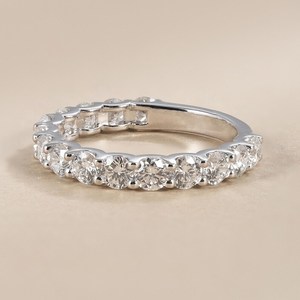 Bague de fiançailles demi-éternité en moissanite taille ronde, argent 925 véritable, cadeau idéal pour elle - Product Image 2