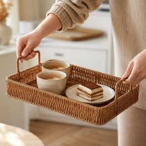 Ensemble de plateaux de service en rotin faits à la main, design moderne, poignées en bois, couleur unie, assiettes peintes à la main, écologiques, compatibles lave-vaisselle - Product Image 2