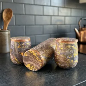 Ensemble de bouteilles d'eau en cuivre à motif vague marbrée avec gobelets assortis, vaisselle réutilisable pour la cuisine, la salle à manger, le bureau, les voyages, cadeau - Product Image 1