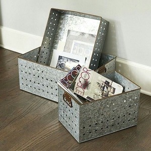 Ensemble de 3 coffres de rangement décoratifs vintage en fer, finition brillante, durables, style européen, pour couvertures, par Unicorn Handicrafts - Product Image 6