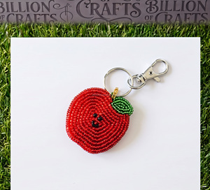 Porte-clés artisanal en forme de tranches d'orange, breloque agrumes perlée avec pompon vert et anneau doré, pendentif de sac - Product Image 2